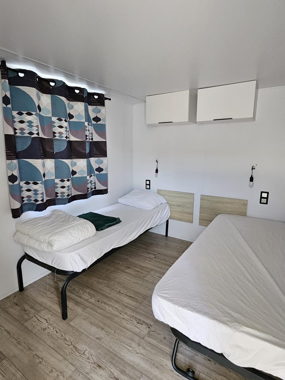 Tiny house 6A - voor Expats Ondernemers Particulieren min 7 Nachten Campground/ 
RV Resort in Flanders