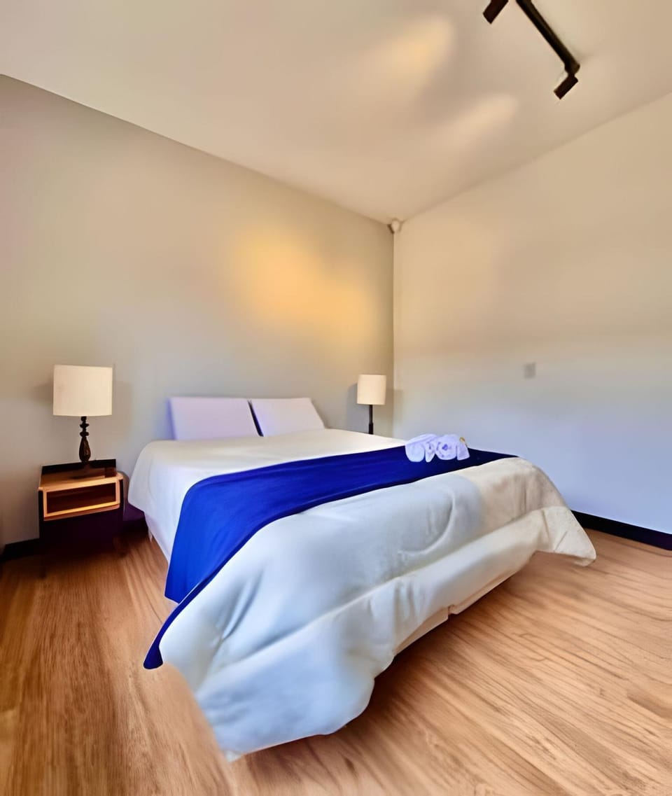 KiTNETcompleta ótima localização House in Curitiba