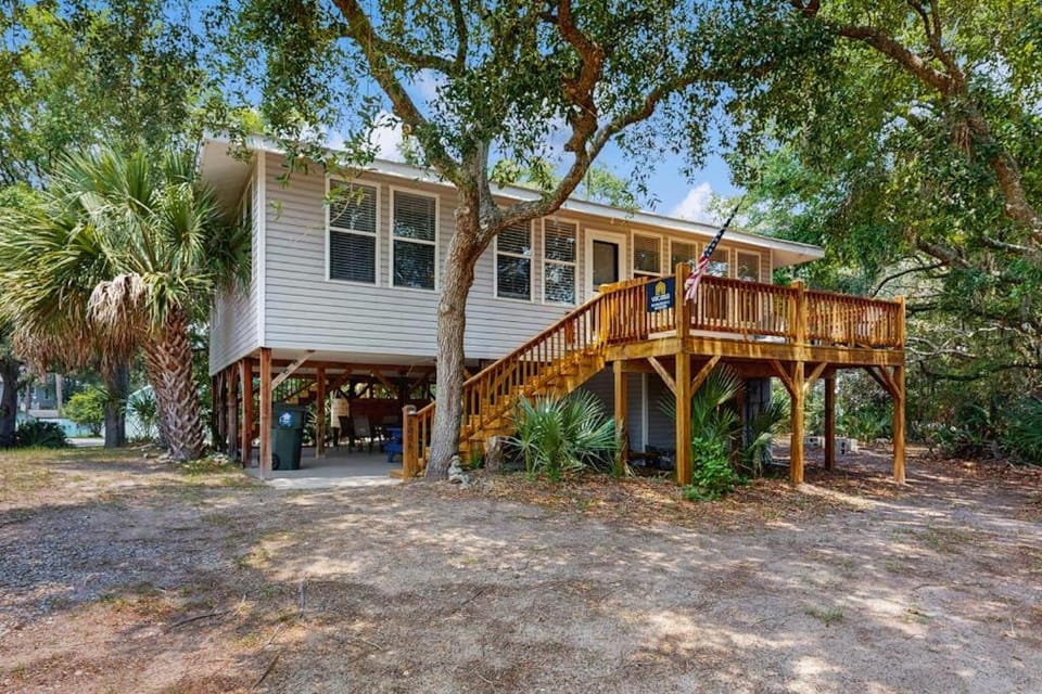 AJ's Happy Place House in Edisto Beach