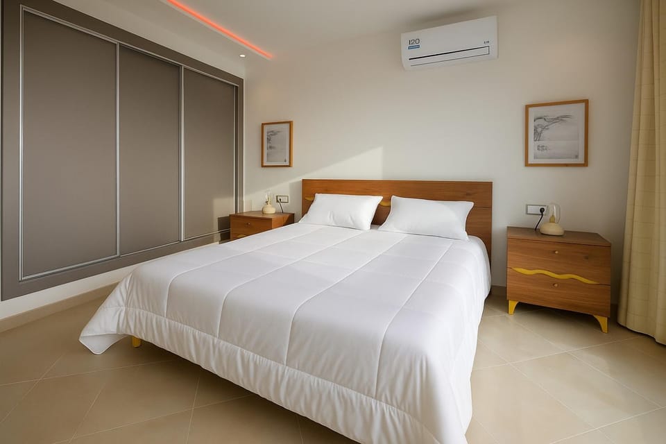 Bed, Photo of the whole room, Bedroom, wardrobe, air conditioner