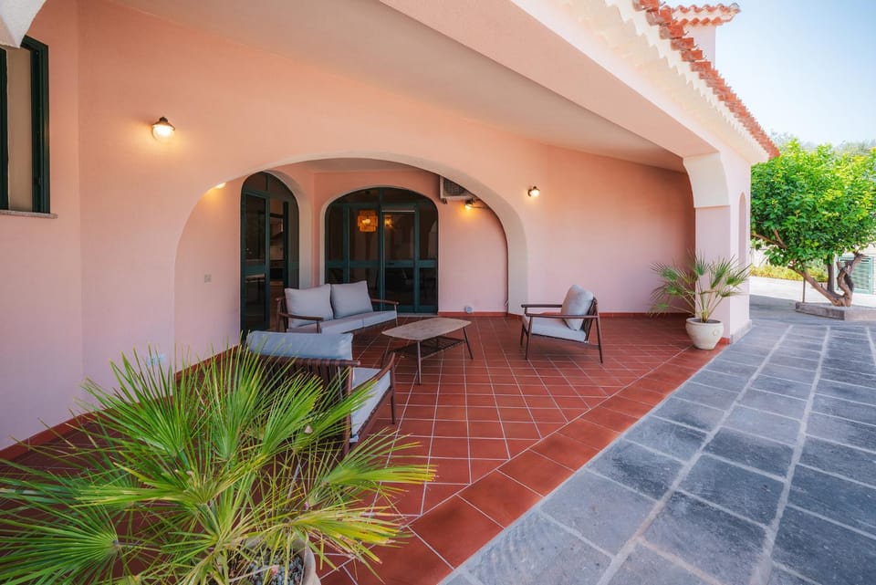 Patio, Garden view