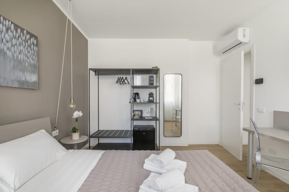 Cima Suite 12 by WelcHome Apartment in Treviso