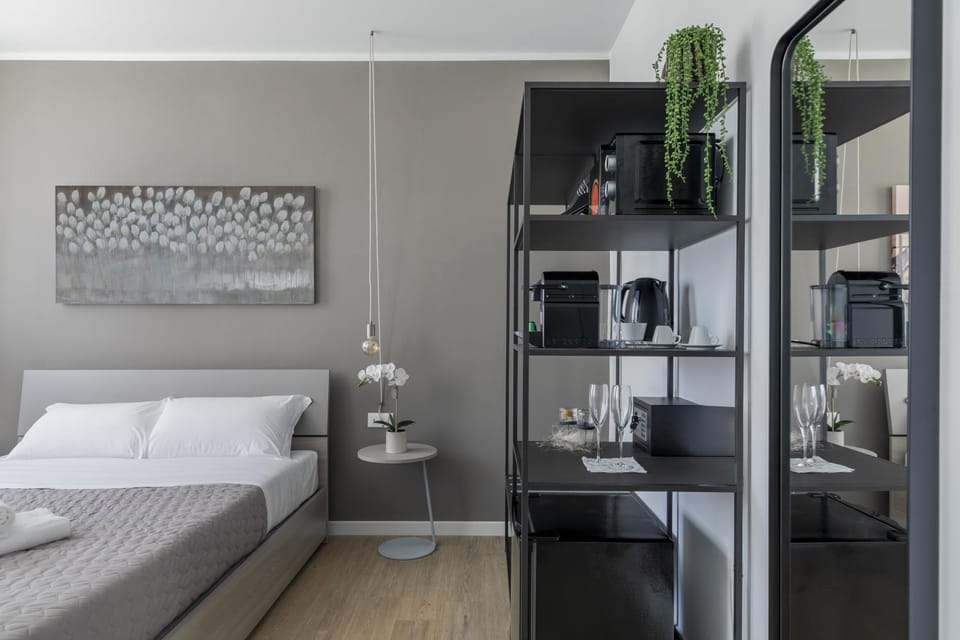 Cima Suite 12 by WelcHome Apartment in Treviso