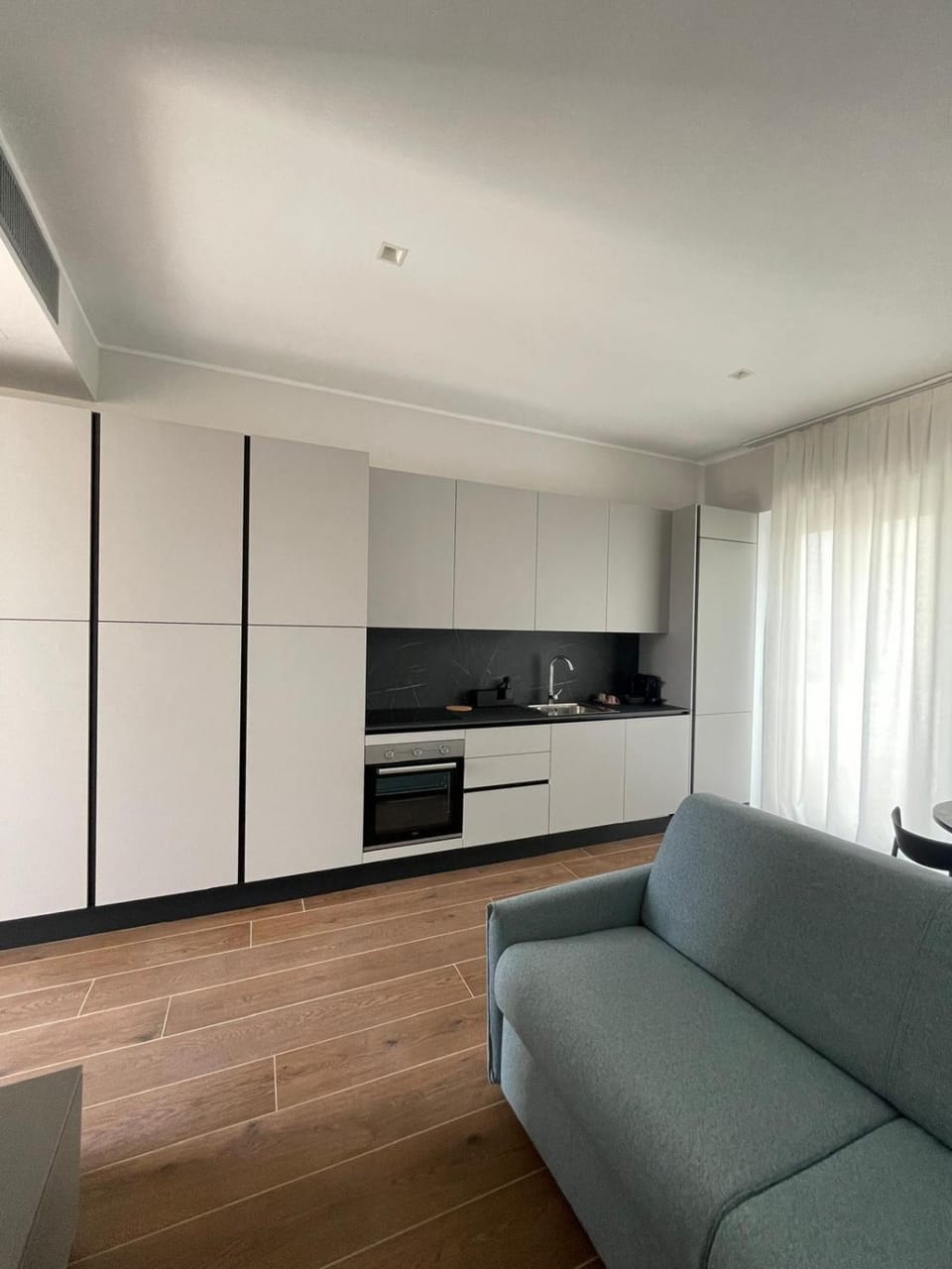 Kitchen or kitchenette, Living room