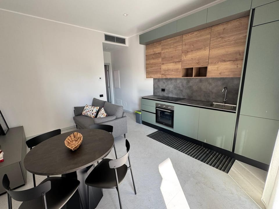 Kitchen or kitchenette, Living room, Dining area, oven, stove