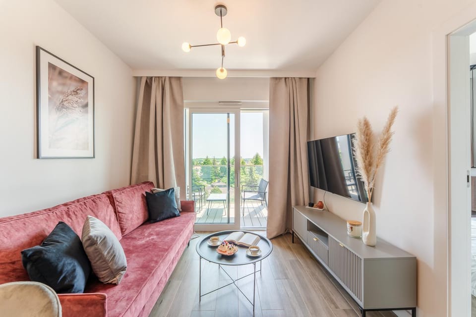 Communal lounge/ TV room, TV and multimedia, Living room, Seating area