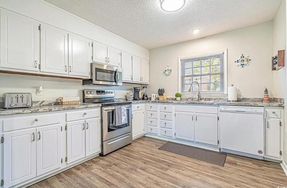 Neiling On The Beach - 3 Bedrooms House in Myrtle Beach