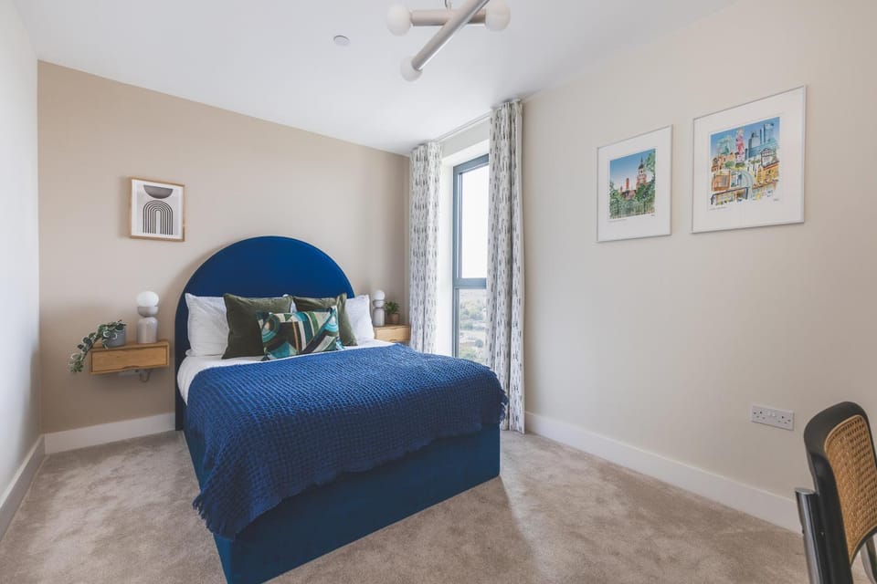 Bed, Photo of the whole room, Bedroom