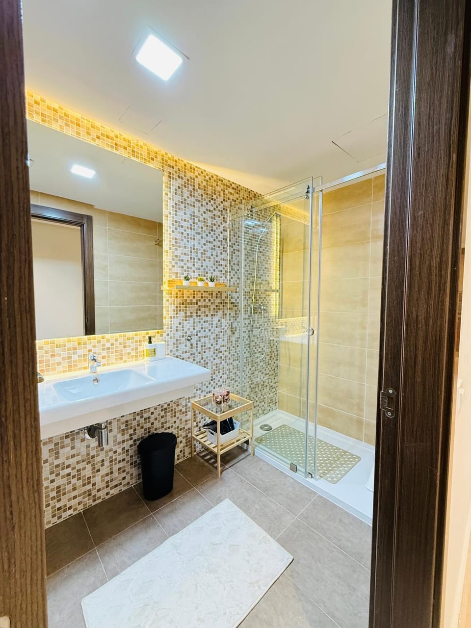 Shower, Bathroom