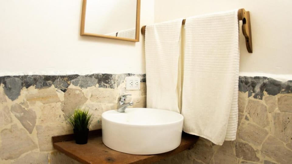 Bathroom, towels