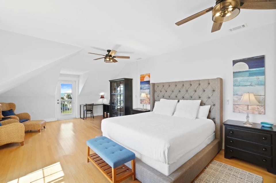 Hello Sunshine House in Florida