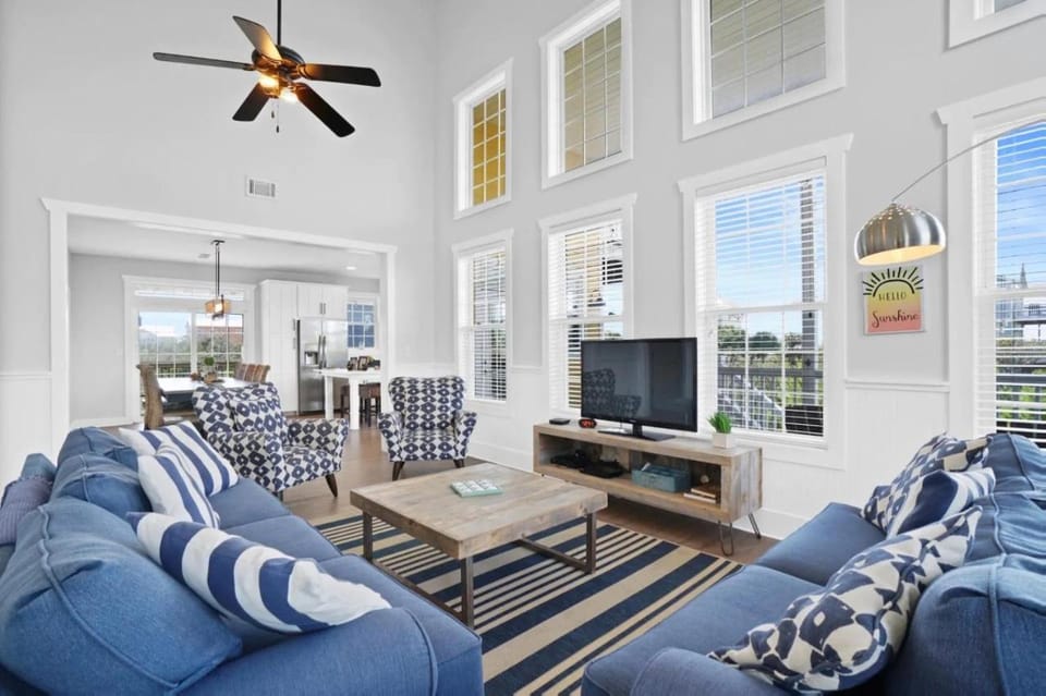 Hello Sunshine House in Florida