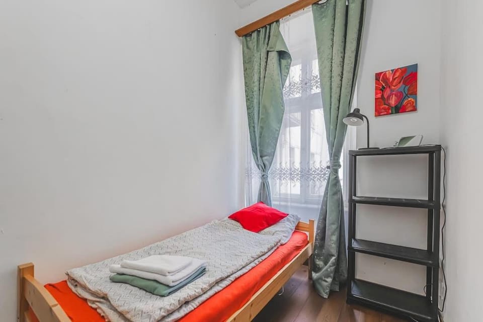 Private room,kitchen,central Apartment in Prague