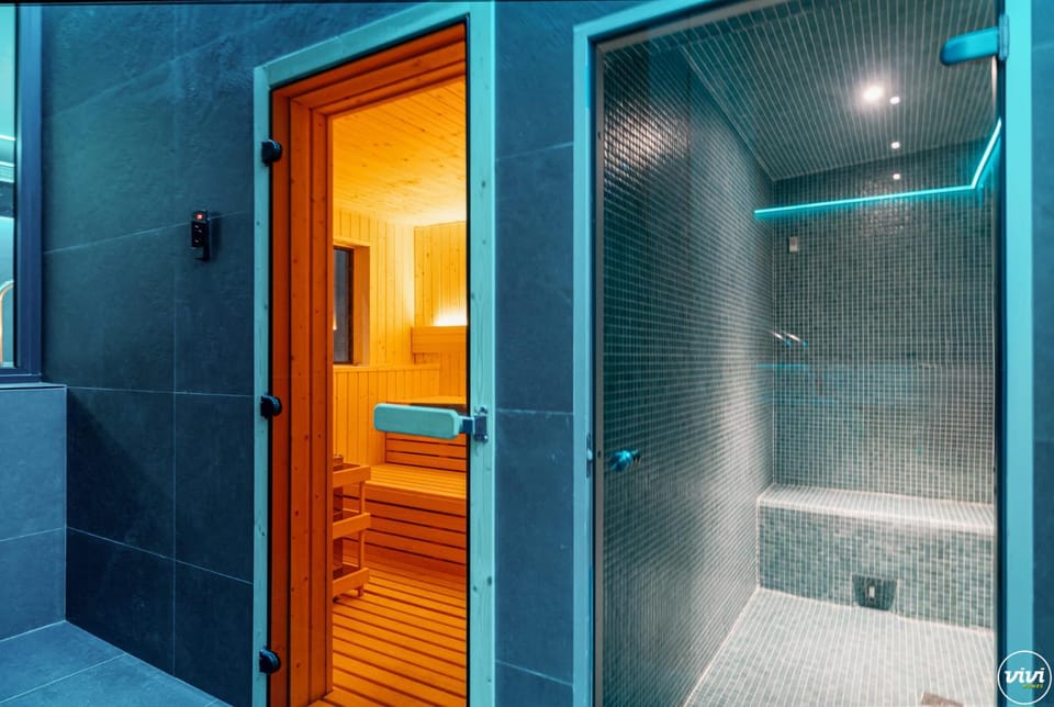 ViVi Homes - Amber, Center Fuengriola, Pool, Beach Apartment in Fuengirola