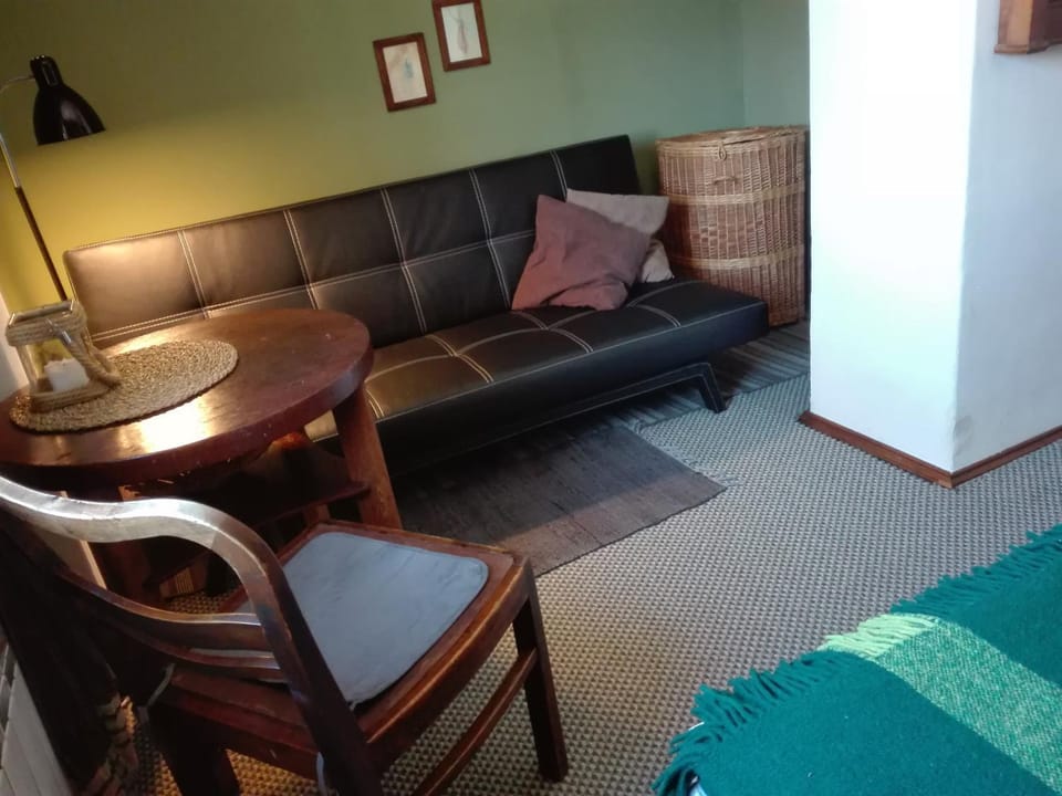Seating area, Bedroom