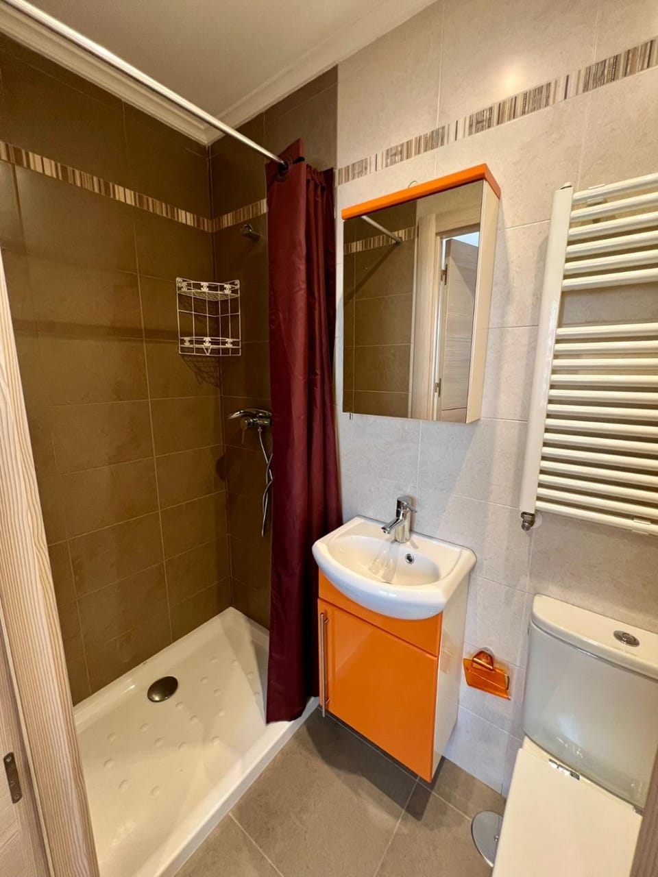 Shower, Bathroom, towels