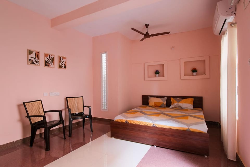 Bed, Photo of the whole room