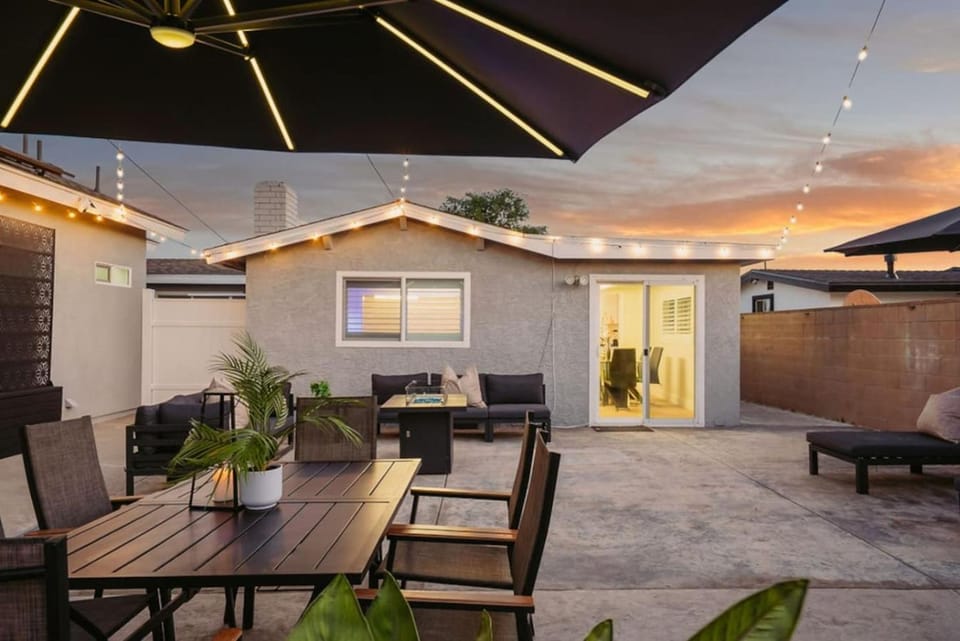 Jedi Retreat-10mins to Disney-Hot Tub-Big Group House in Anaheim