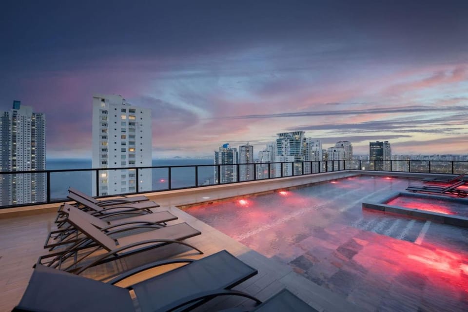 Pool view, Swimming pool