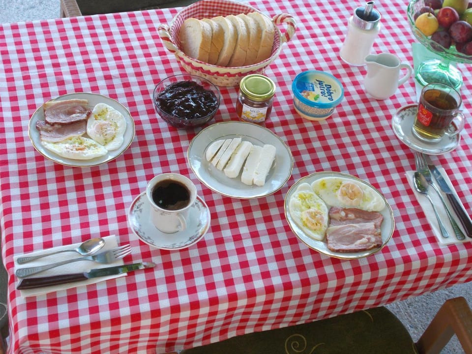 Continental breakfast