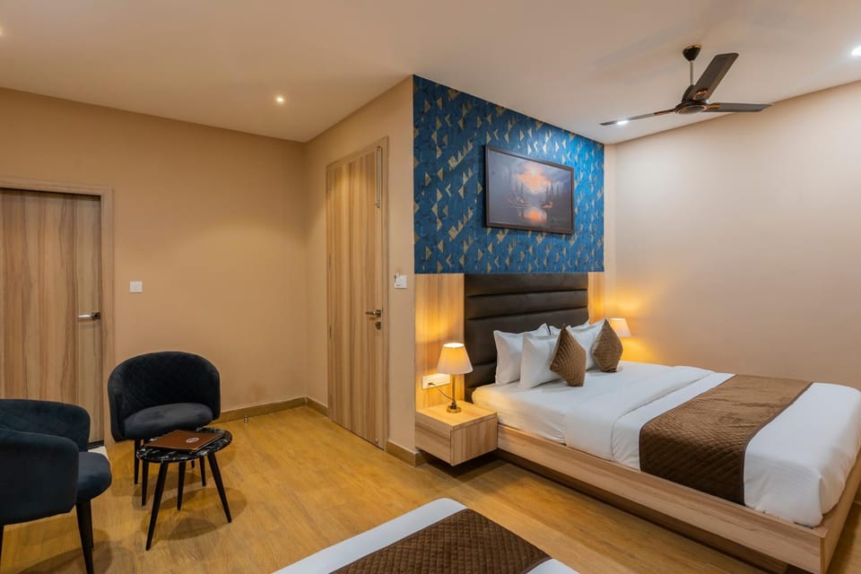 Bed, TV and multimedia, Photo of the whole room