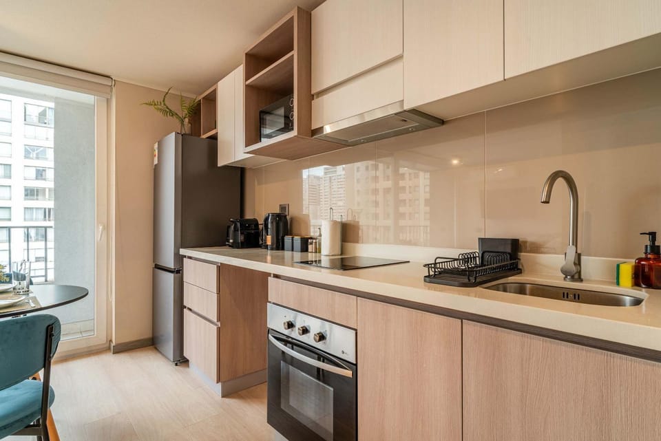 HOM I WifiAireAcond Centrico SmartTv PiscinaCowork Apartment in Santiago