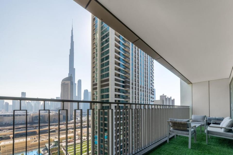 Property building, View (from property/room), Balcony/Terrace, Seating area