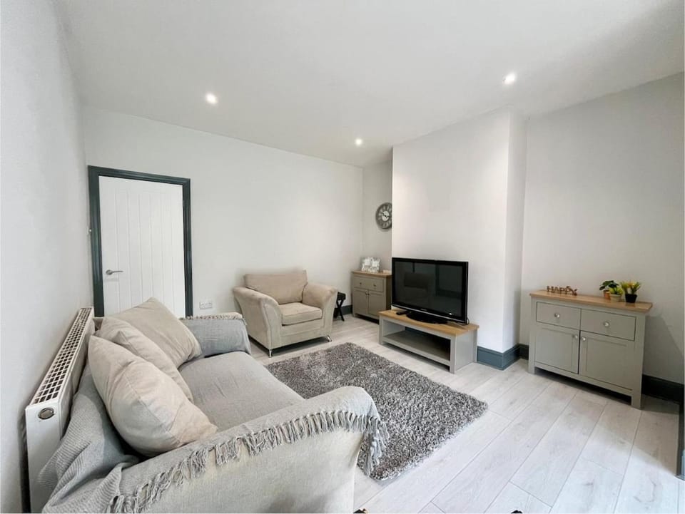 Cosy Bungalow & Peaceful Garden House in Southport