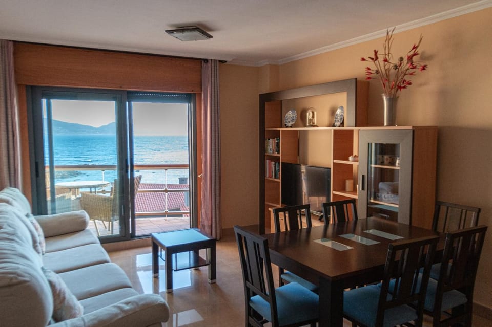 PLAYA CARABUXEIRA Sanxenxo Apartment in Sanxenxo