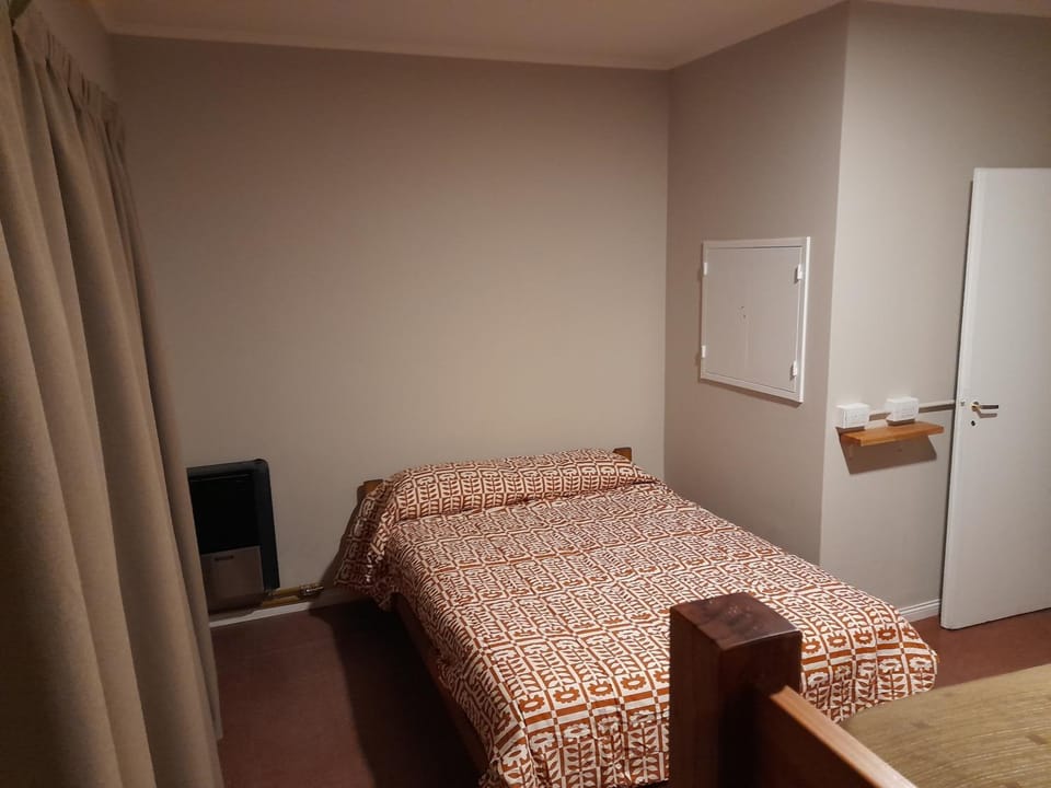 Guanaco Hostel Bed and Breakfast in Puerto Madryn