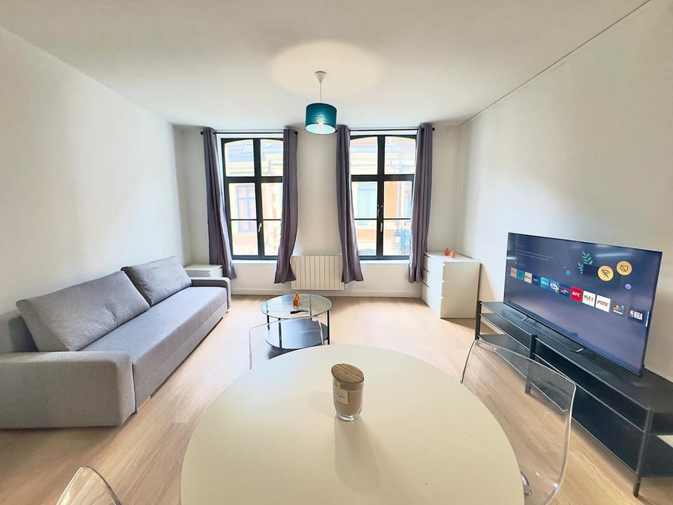 Cosy appart- 4 pers Netflix Hyper centre Douai Apartment in Hauts-de-France