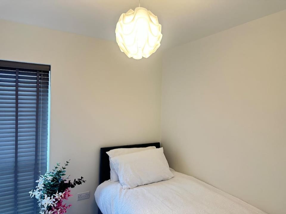 Luxury four bedroom house House in Wolverhampton