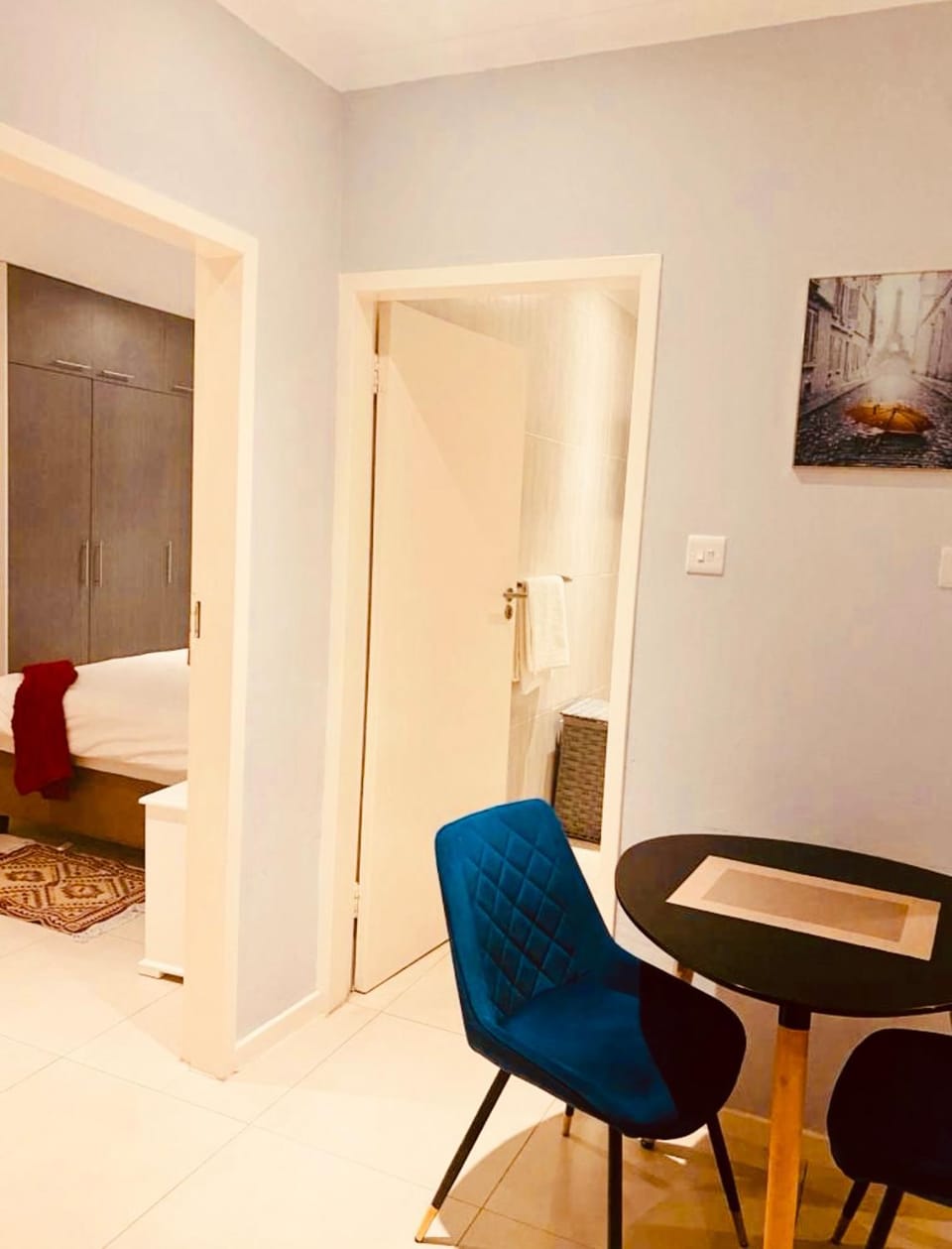 Photo of the whole room