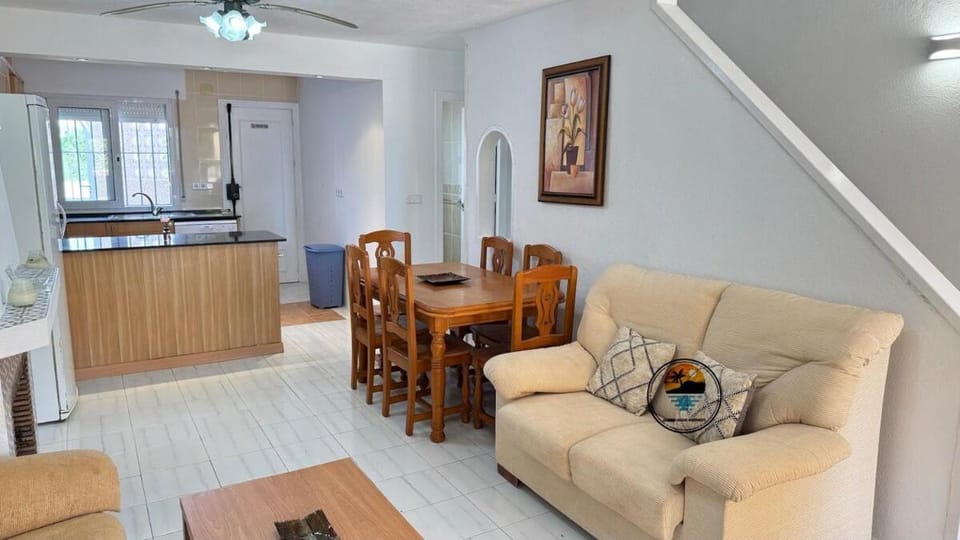 Kitchen or kitchenette, Living room, Dining area, fireplace