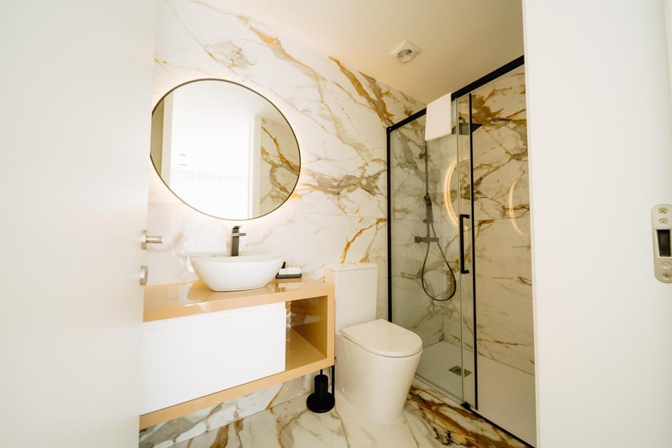 Shower, Bathroom