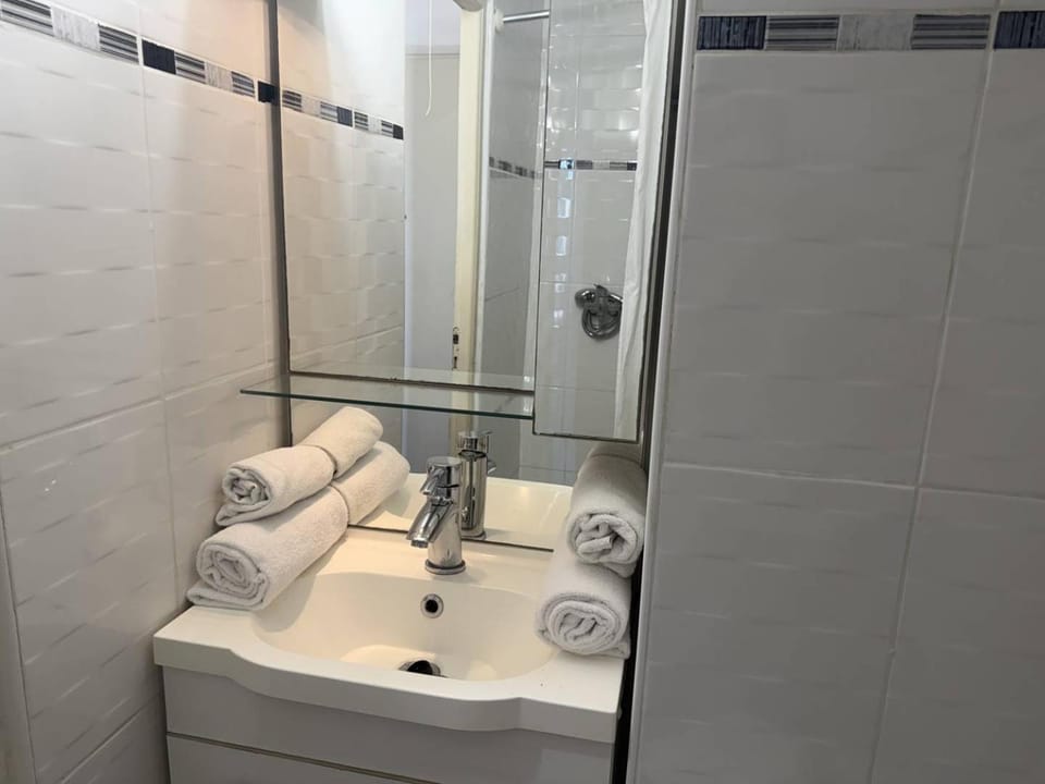 Studio F32 Héliopolis -By AGN - 2 personnes Apartment in Agde