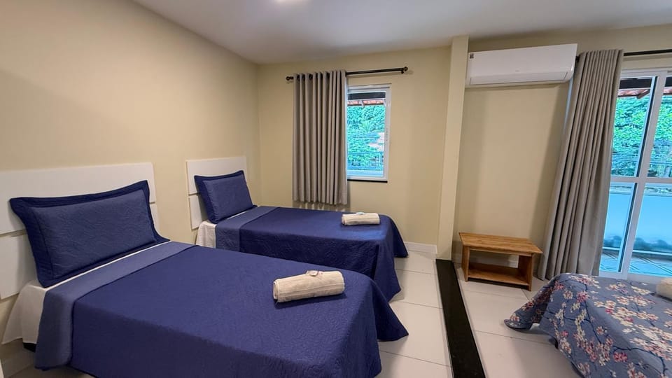 Caminho de Itacoatiara Bed and Breakfast in Niterói