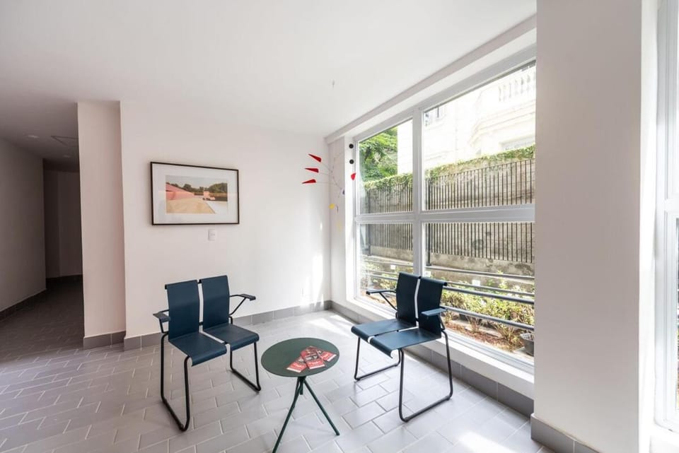 Green rarity in Vila Buarque! Apartment in Sao Paulo City