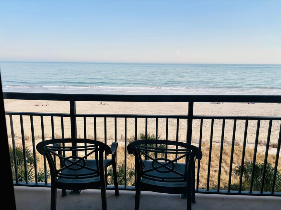 505 Serenity by the Sea Oceanfront Apartment in Myrtle Beach