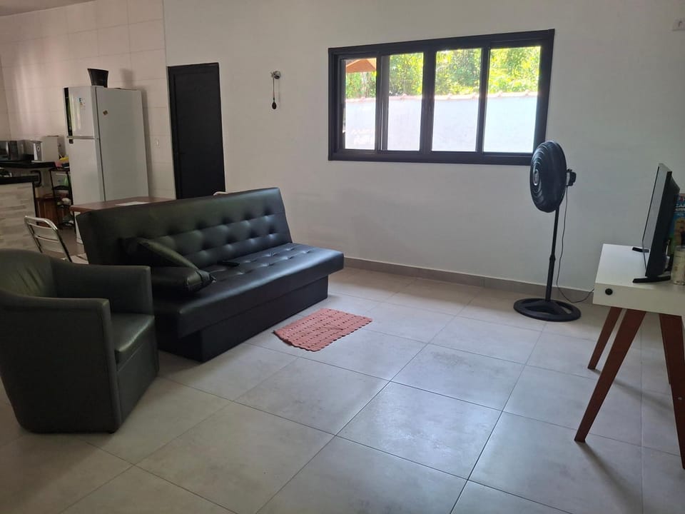 Casa aconchegante 300mts da praia House in São Sebastião