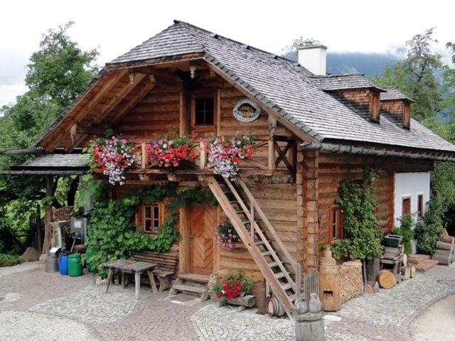 Neighbourhood
