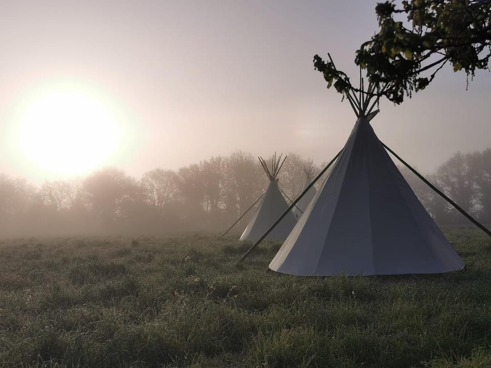 Tipis Mohair de l'Erdre Campground/ 
RV Resort in Brittany