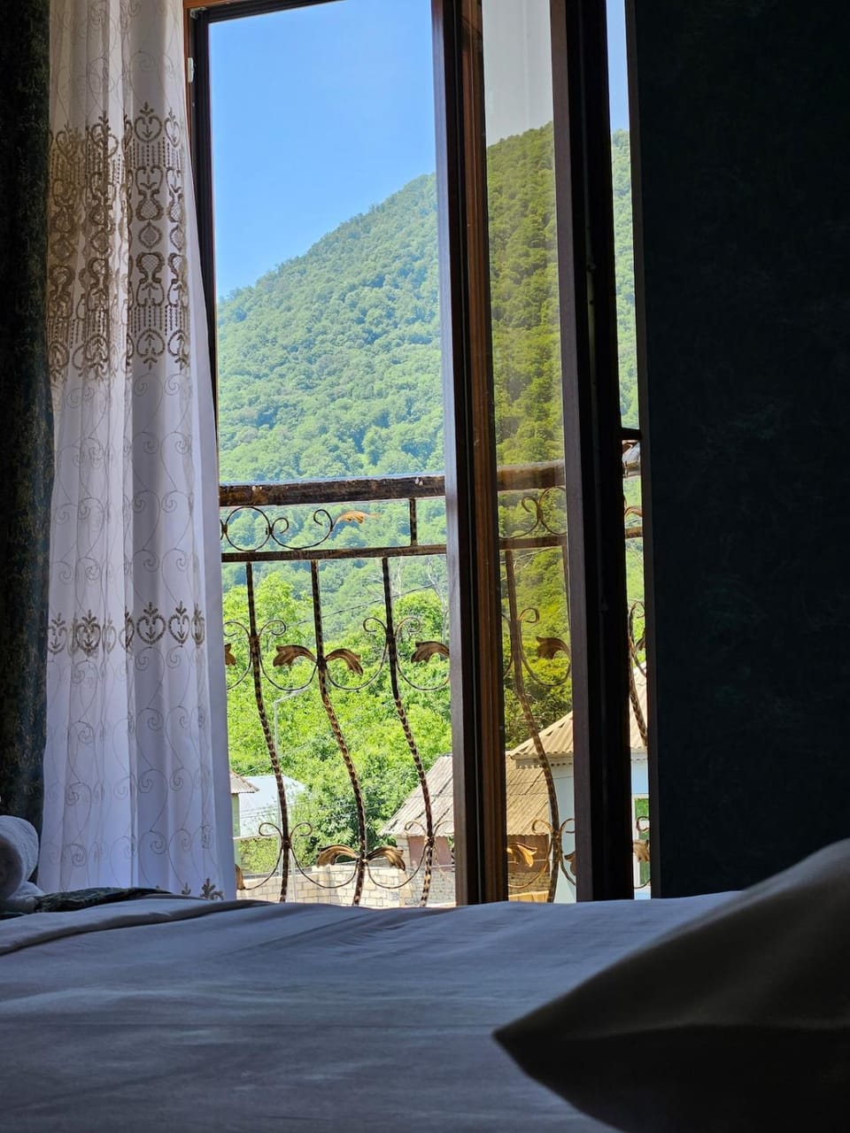 Bed, Day, Natural landscape, View (from property/room), Balcony/Terrace, Photo of the whole room, Bedroom, Mountain view