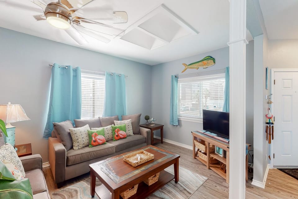 Leeward Isles 305 Apartment in North Padre Island