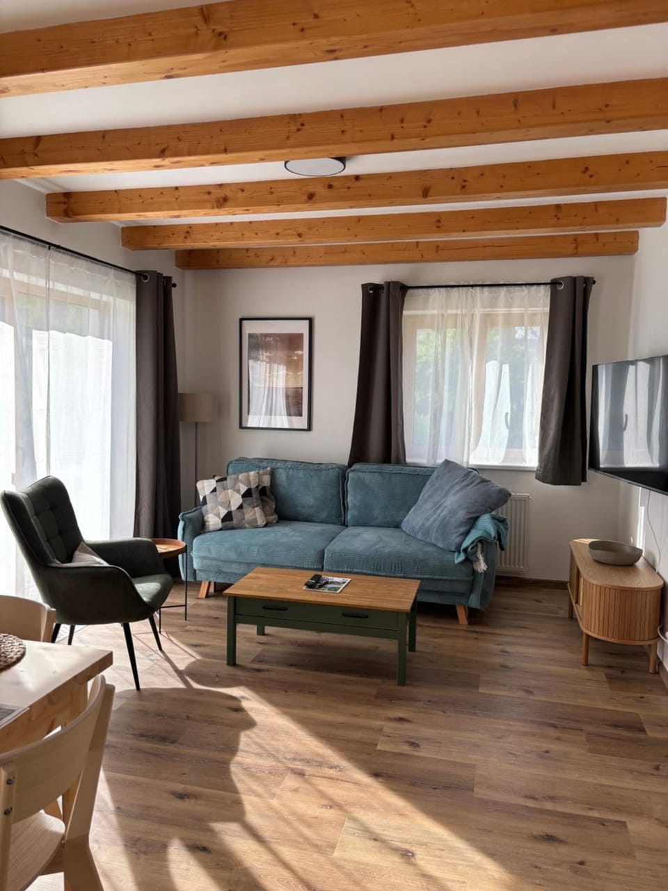 Living room, Seating area