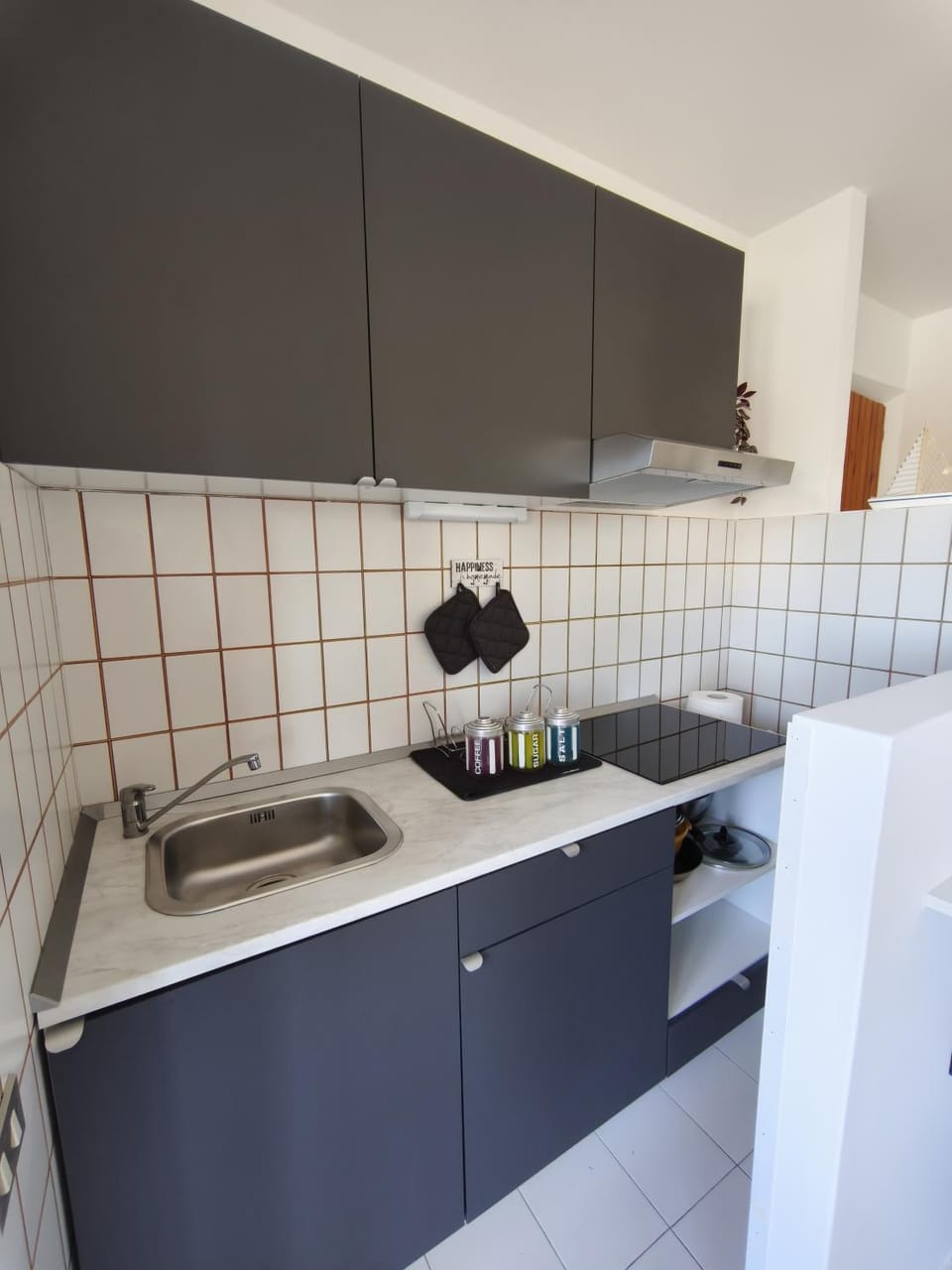 R35 - Appartamento al centro con posto auto Apartment in Marcelli