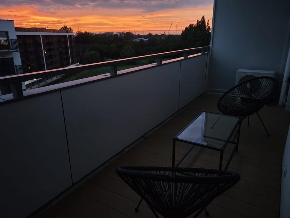 View (from property/room), Balcony/Terrace, Sunset