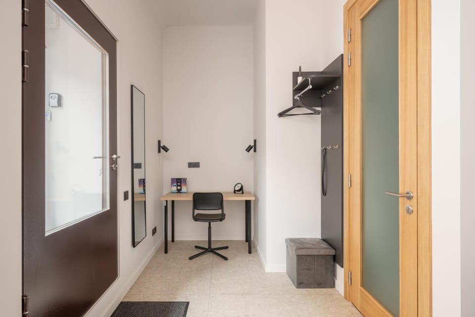 Living room, Business facilities