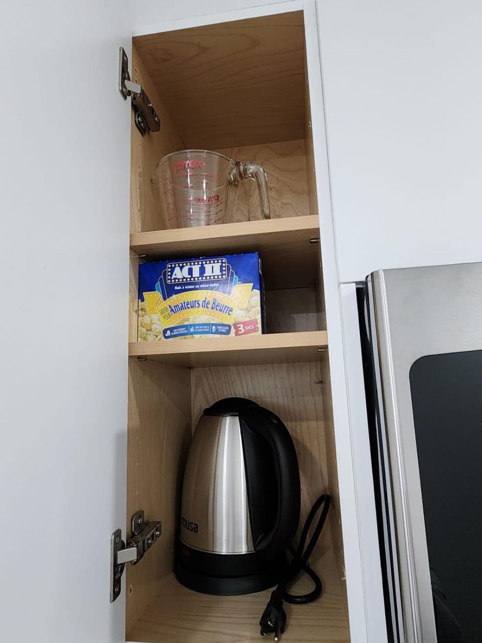 Coffee/tea facilities, Kitchen or kitchenette