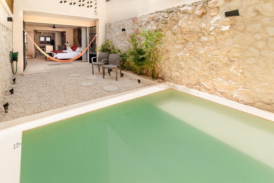 Swimming pool